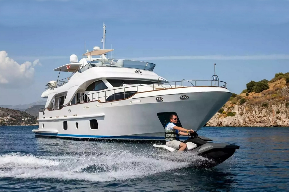 15_BENETTI85Legend_ext_mooring6