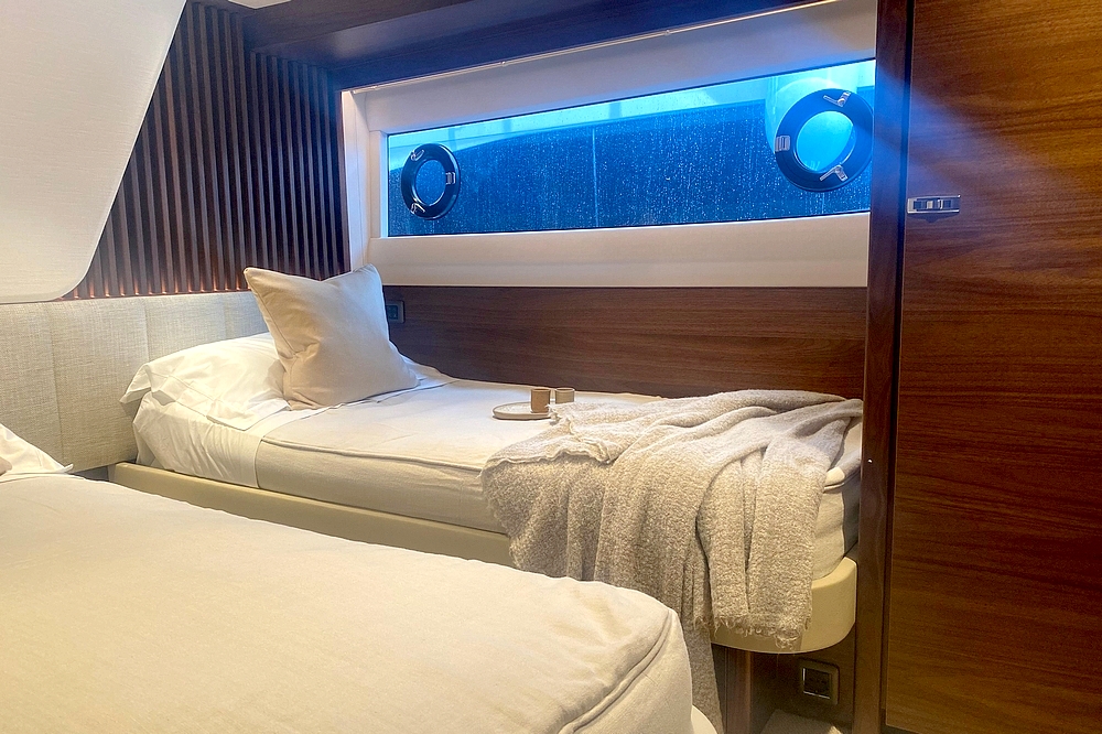 31_PRINCESSY72_int_cabin_guest1.1