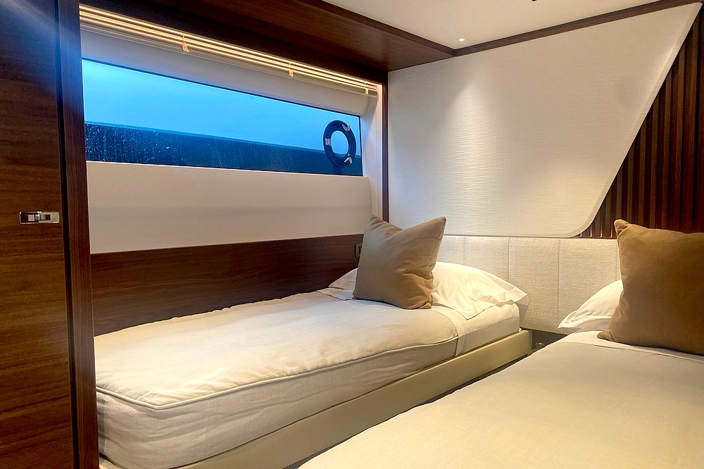 33_PRINCESSY72_int_cabin_guest2.1