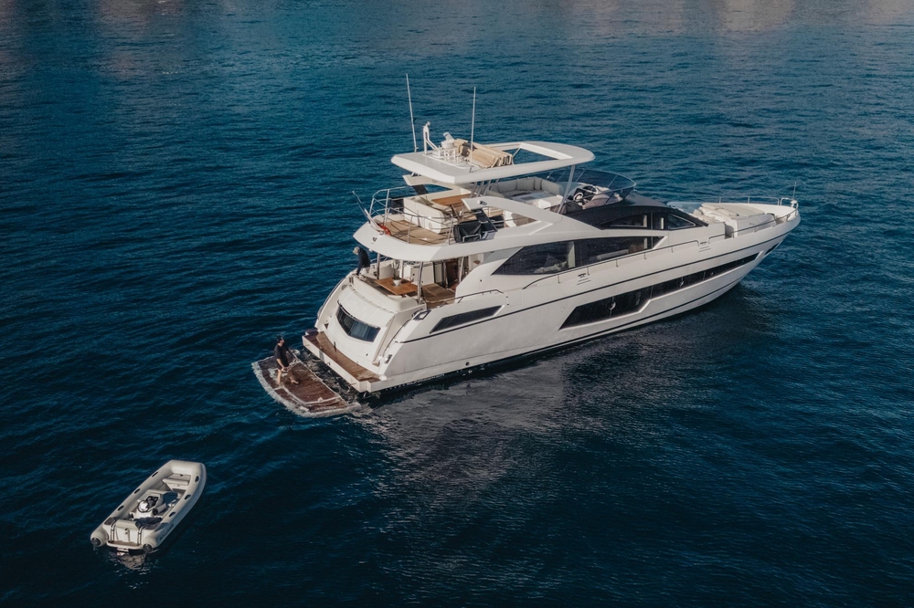 17_SUNSEEKER75Yacht_ext_mooring5