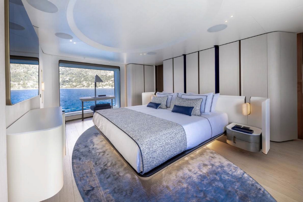 21_AZIMUT115Grande_int_cabin_master3