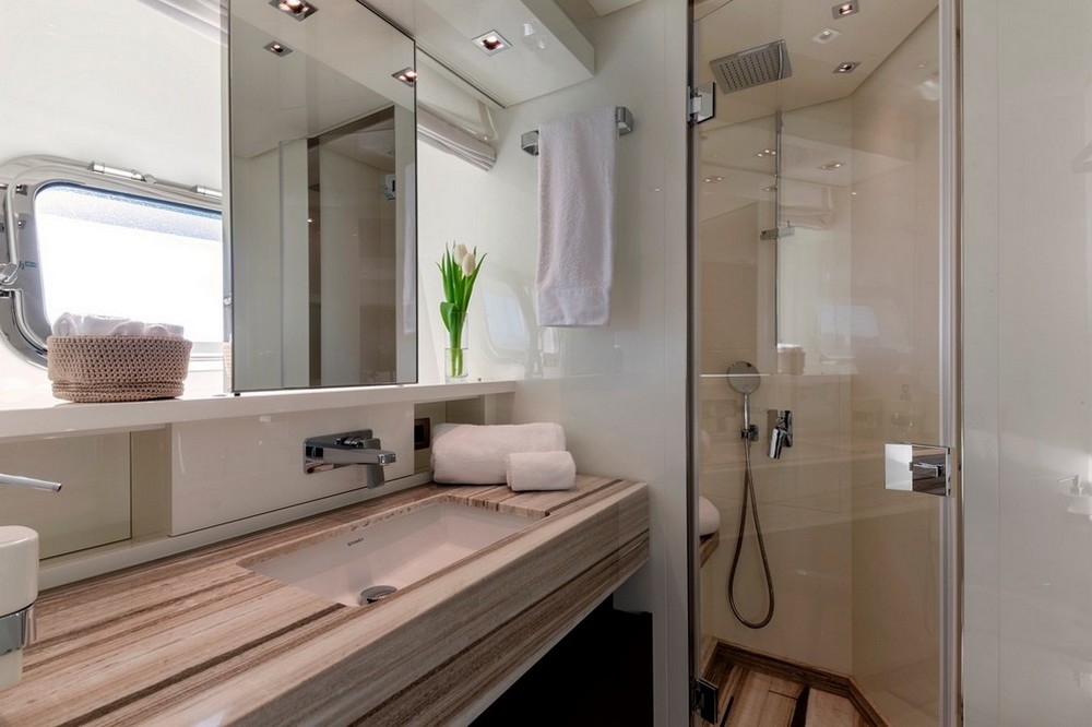 30_SANLORENZO86_int_cabin_vip2