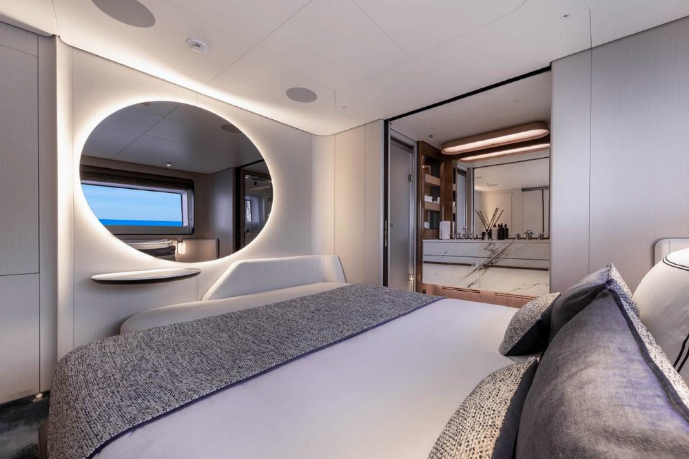 36_AZIMUT115Grande_int_cabin_vip2.2