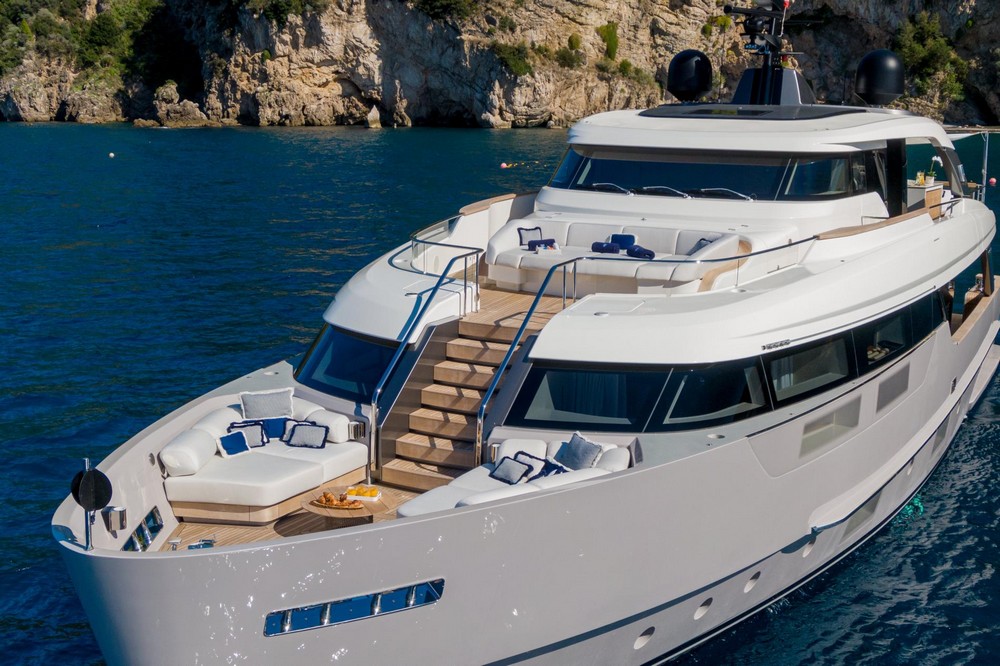 07_SANLORENZOSD96_ext_deck1