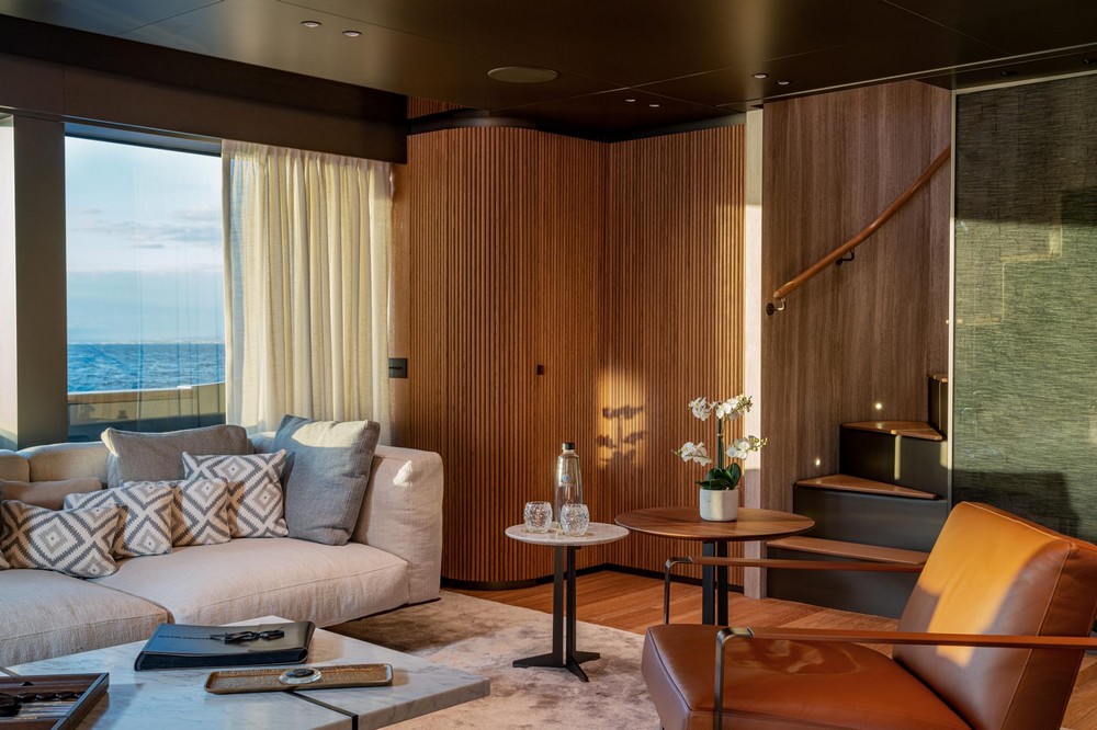 16_SANLORENZOSD96_int_saloon4