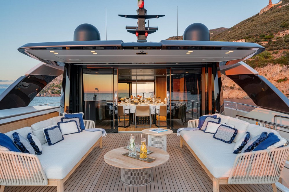 27_SANLORENZOSD96_ext_upper_deck6