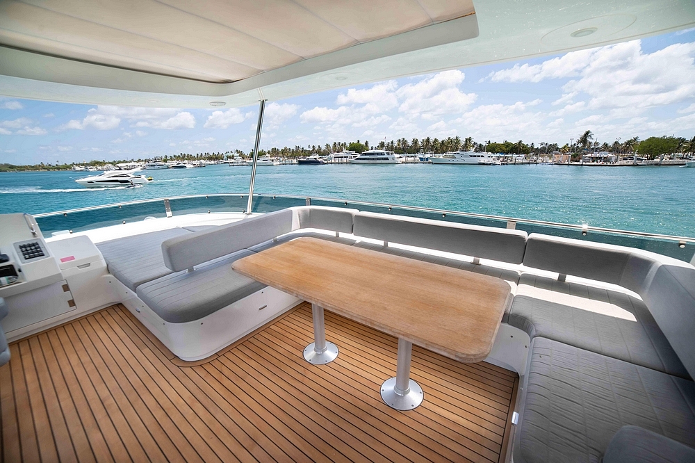 07_SIRENA64_ext_flybridge3