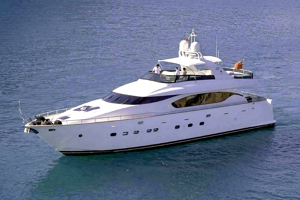 10_MAIORA24M_ext_mooring_bow3