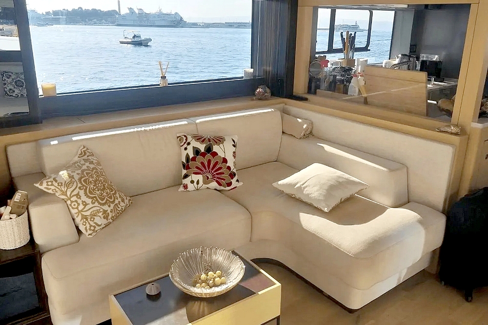 20_SIRENA64_int_saloon4