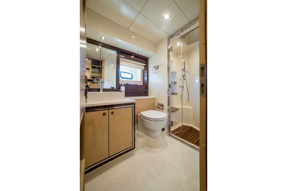 31_SIRENA64_int_cabin_owner5.2